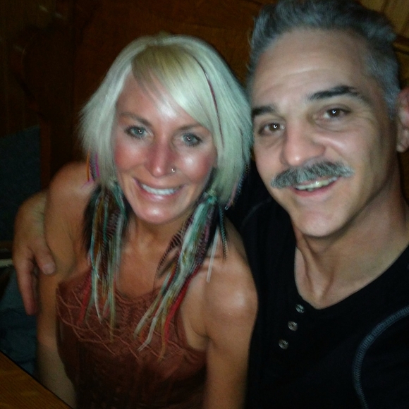 Meet your Posher, Sara - Picture 1 of 1